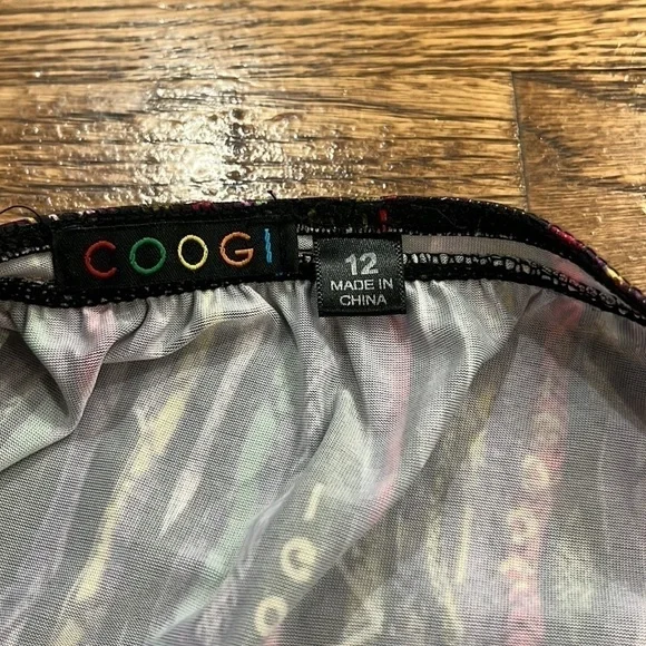 Coogi size 12 bathing suit top - Picture 6 of 6